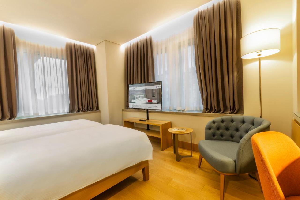Radisson Hotel Istanbul Harbiye Екстериор снимка