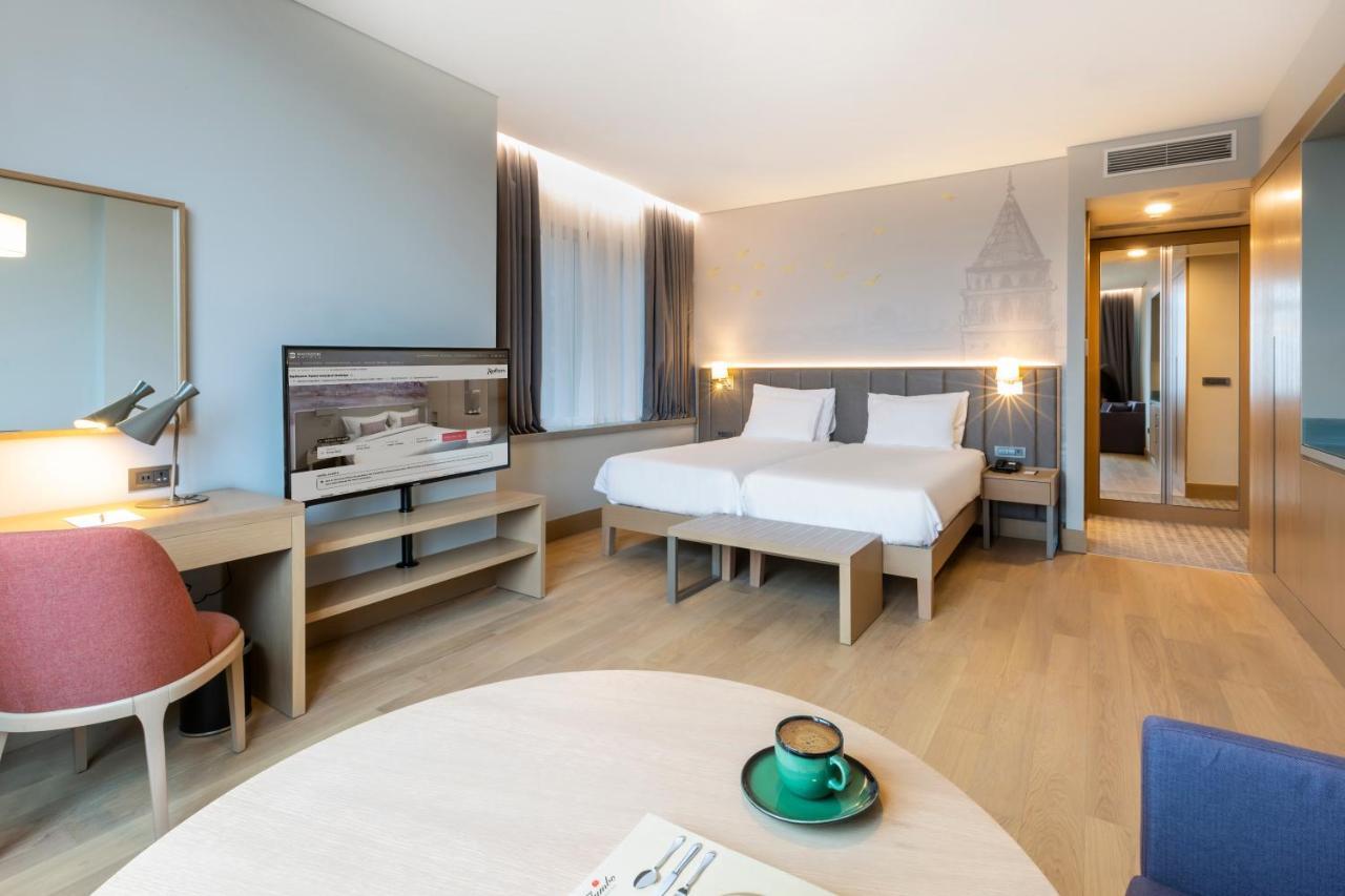 Radisson Hotel Istanbul Harbiye Екстериор снимка