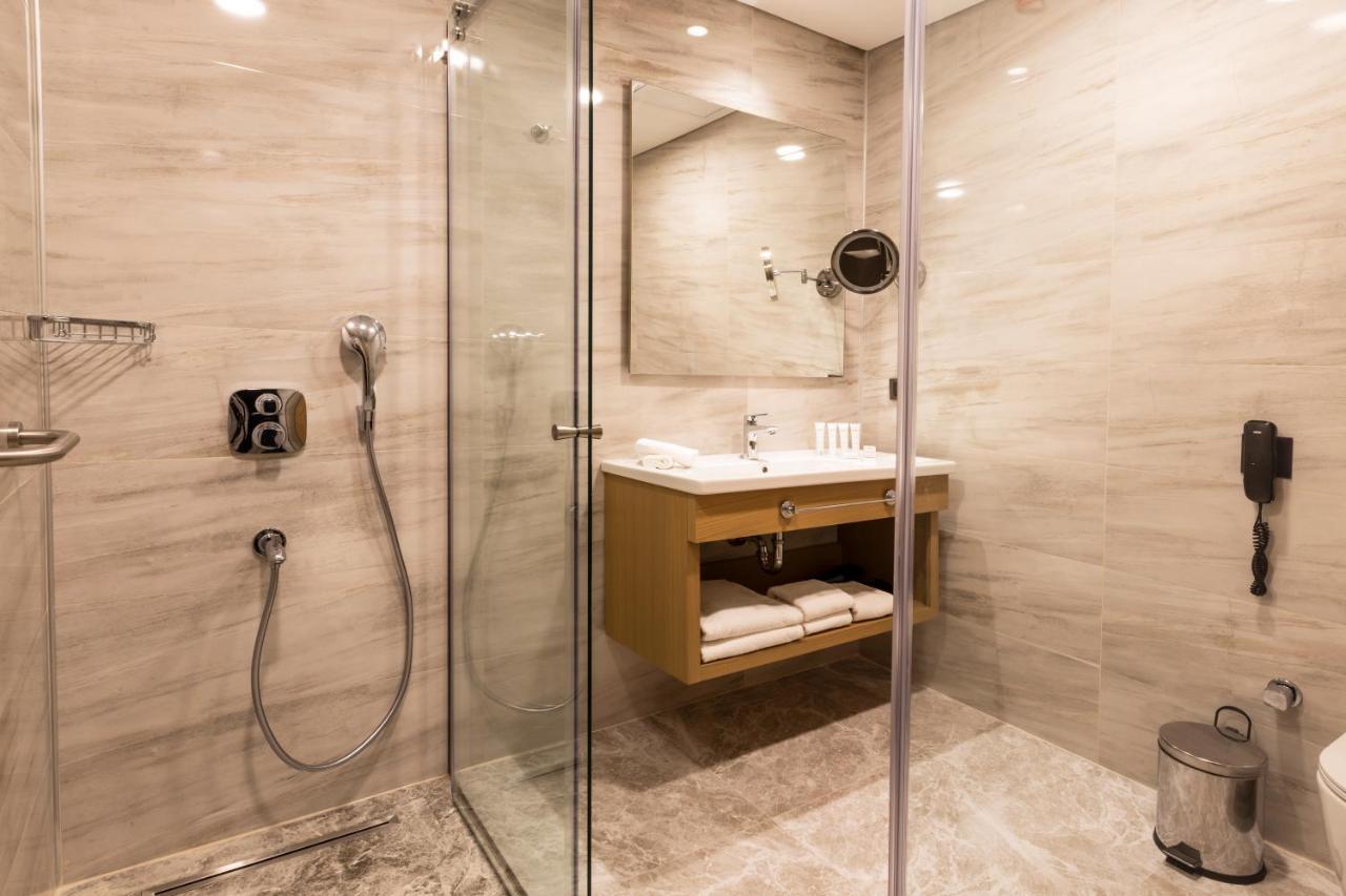 Radisson Hotel Istanbul Harbiye Екстериор снимка