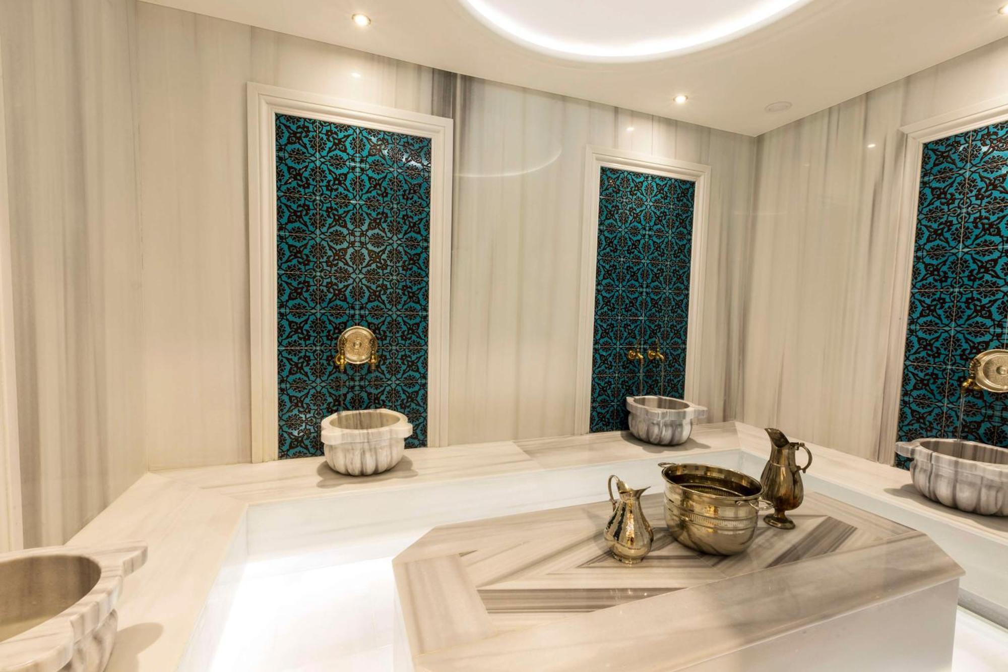 Radisson Hotel Istanbul Harbiye Екстериор снимка